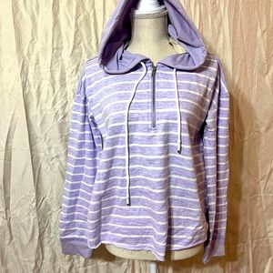 Half zip hooded pullover